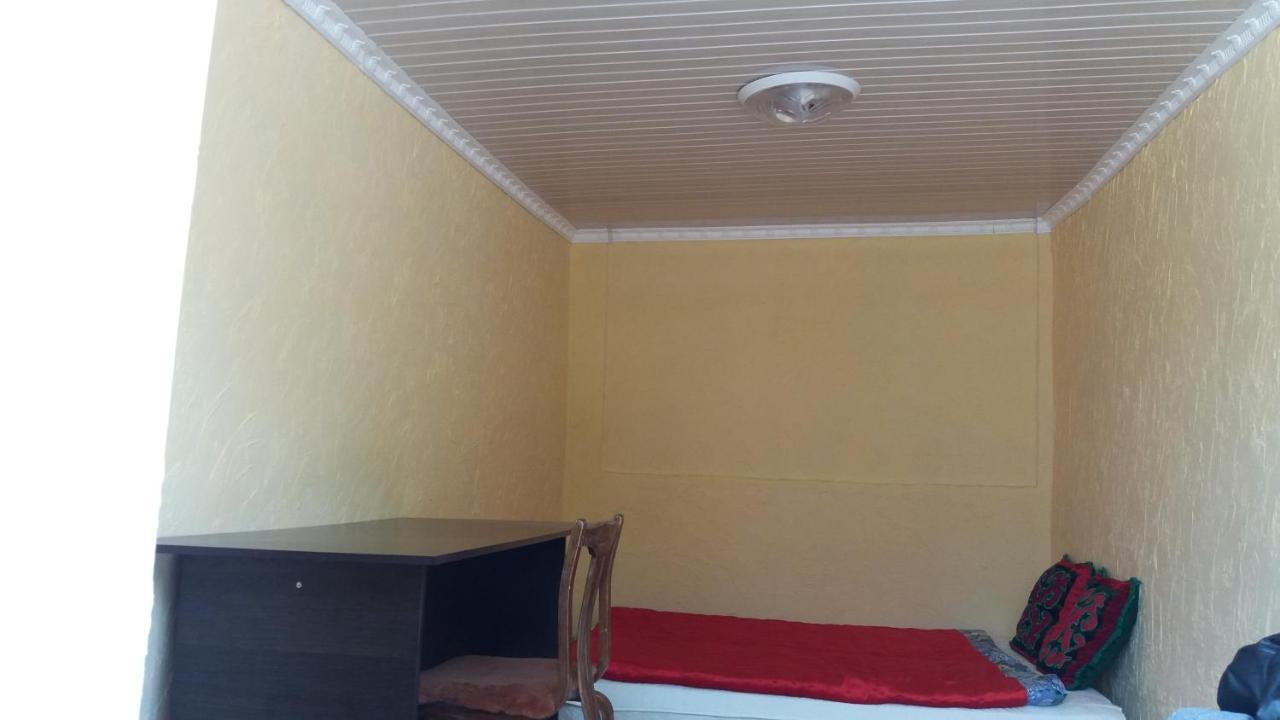 Happy Hostel In Kochkor Luaran gambar