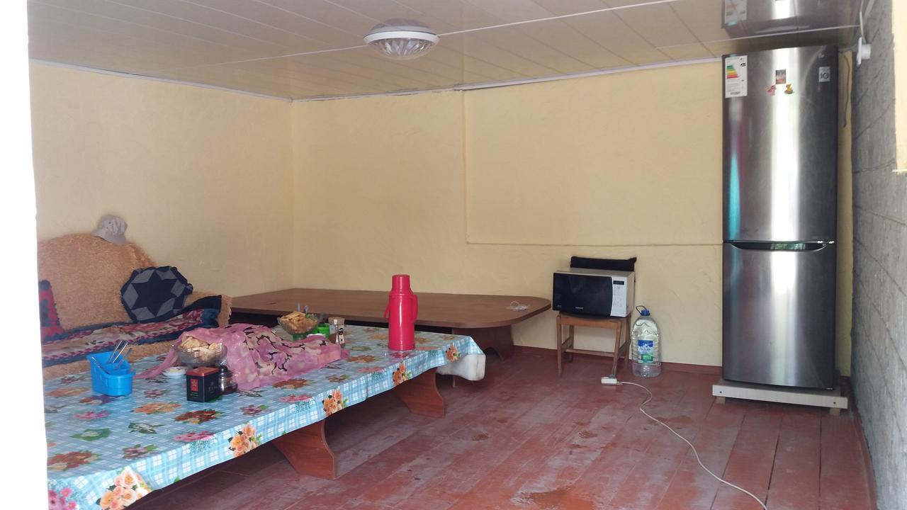 Happy Hostel In Kochkor Luaran gambar