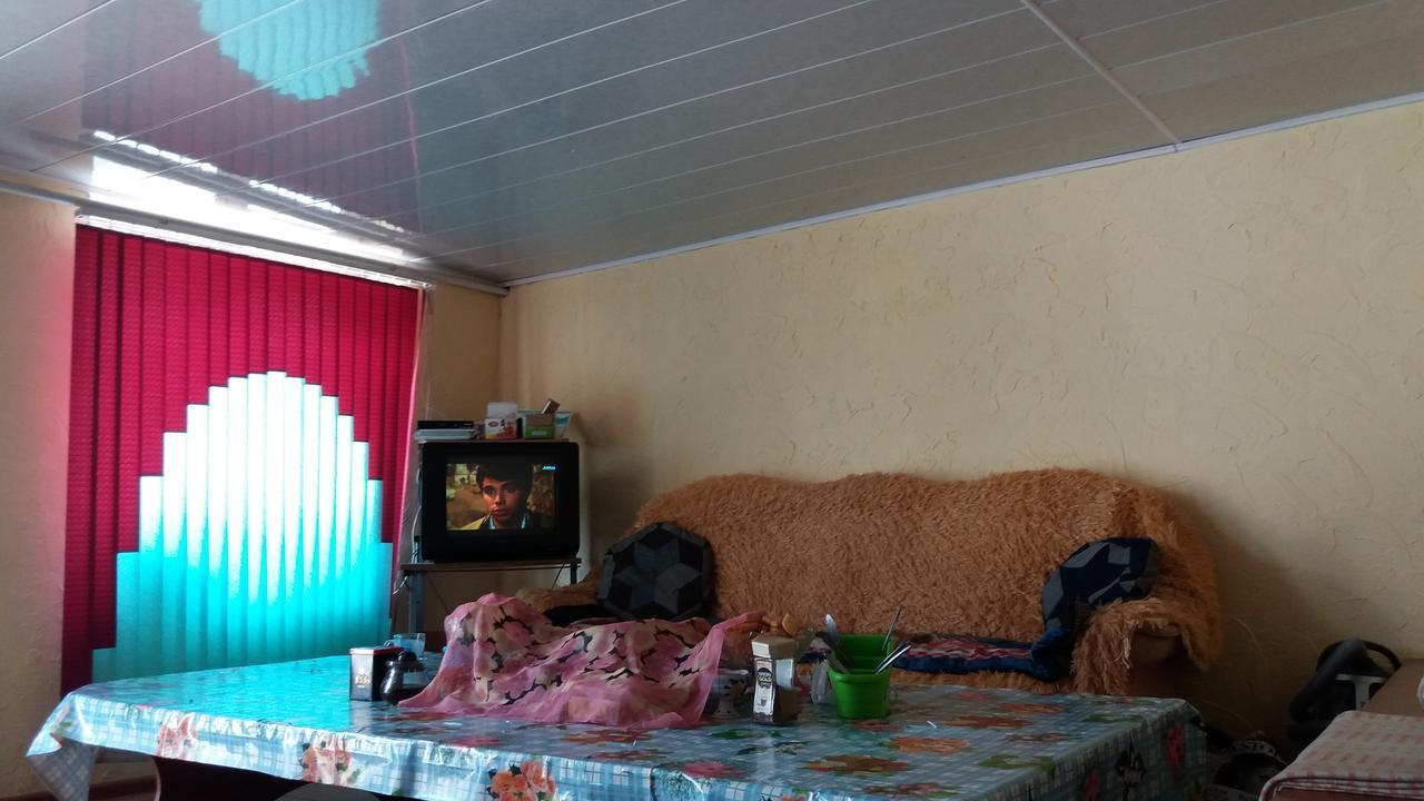 Happy Hostel In Kochkor Luaran gambar